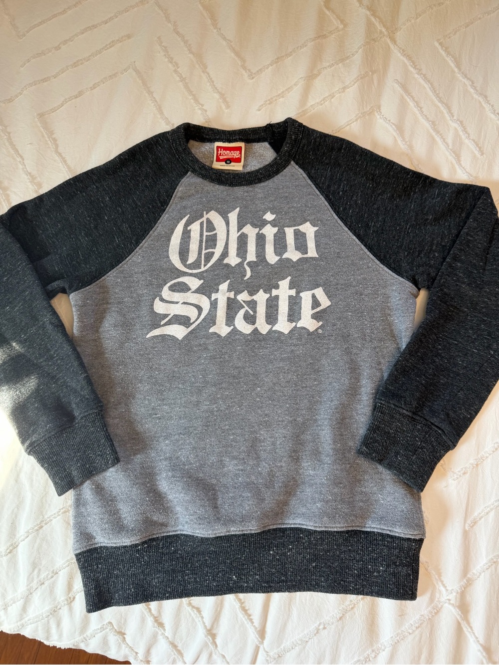 Homage kids Ohio State sweatshirt size 10 / OSU football grey sweatshirt